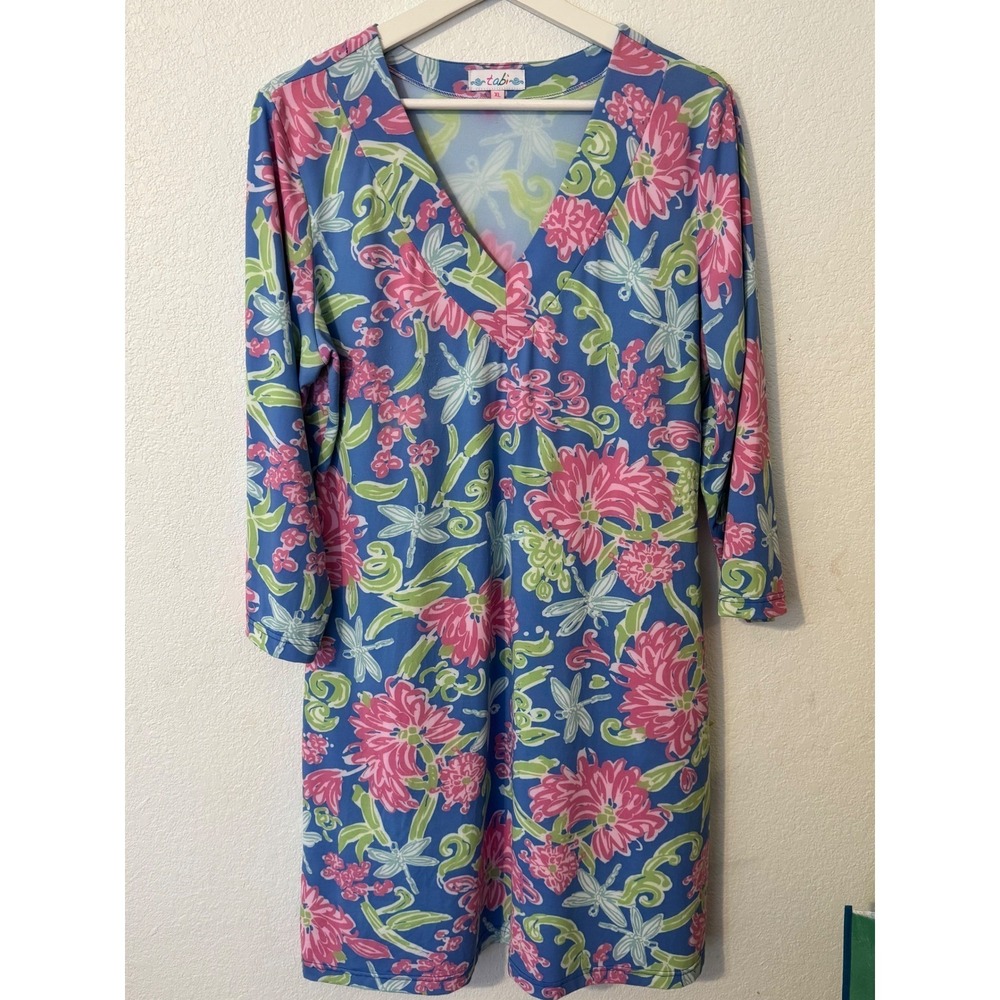 Tabi XL Blue Floral Dress Long Sleeve V Neck Performance wear Coastal resorts